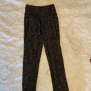 These are one of my fav leggings, fit so nice and curve friendly.